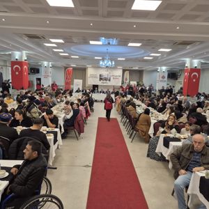 Roman vatandaşlarımızla birlikte iftar programı düzenlendi - fotoğraf 2