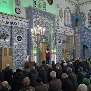 Aile ve Nüfus On Yılı Kapsamında Teravih Namazı Öncesi Vatandaşlarımıza “Ekran Bağımlılığı ve Ailelerin Alabileceği Önlemler” Konulu Eğitimlerimiz Verilmektedir - fotoğraf 1