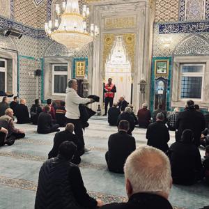Aile ve Nüfus On Yılı Kapsamında Teravih Namazı Öncesi Vatandaşlarımıza “Ekran Bağımlılığı ve Ailelerin Alabileceği Önlemler” Konulu Eğitimlerimiz Verilmektedir - fotoğraf 6