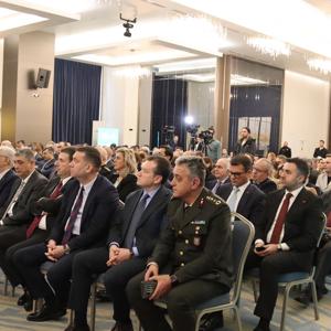 Sayın Valimiz Davut Gül’ün Başkanlığında İstanbul Sıfır Atık Haftası Koordinasyon Toplantısı Düzenlendi - fotoğraf 1