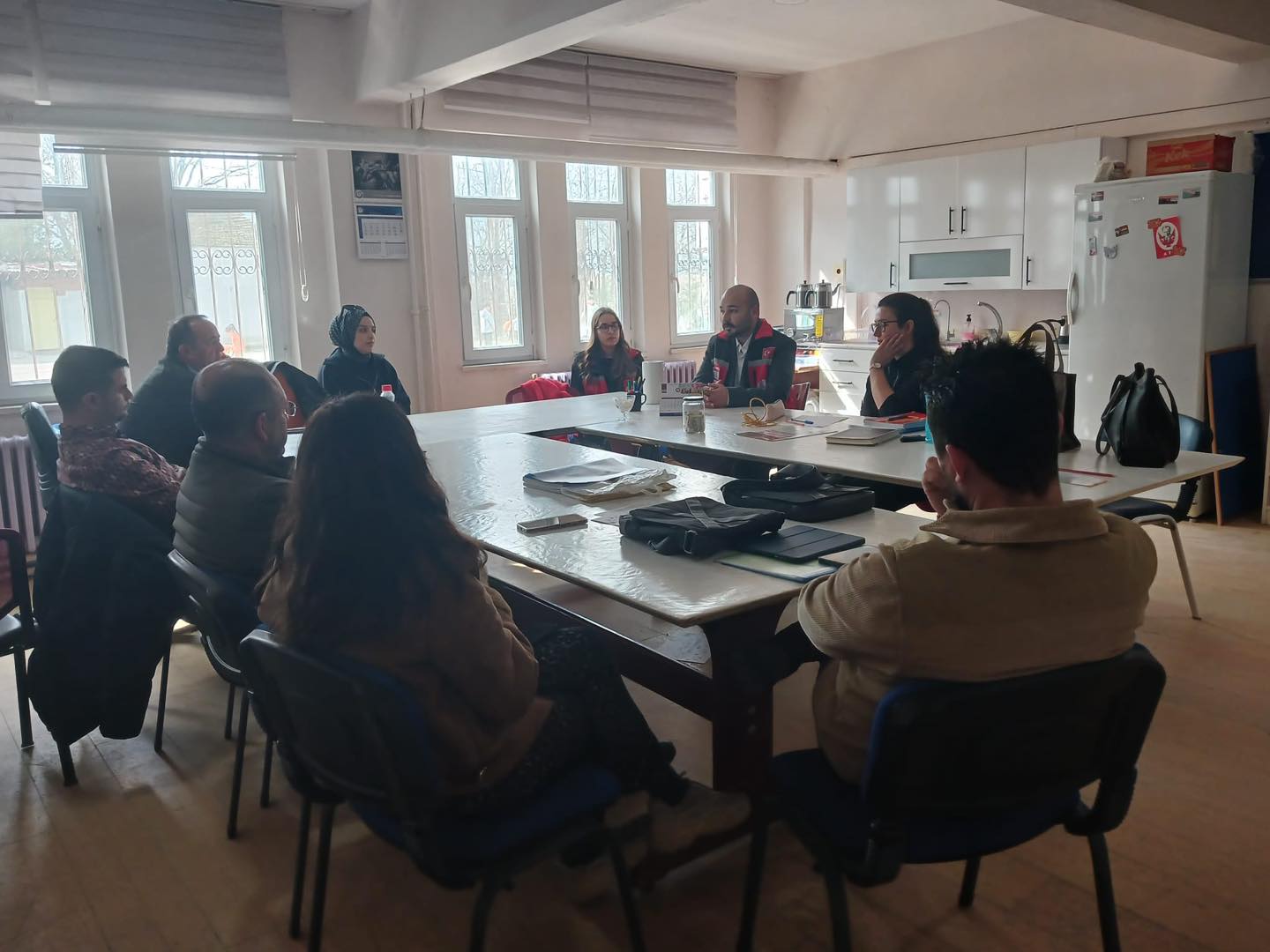 Aşağıçobanisa’da Okul Personeline “Kadına Yönelik Şiddetle Mücadele ve 6284 Sayılı Kanun” Eğitimi