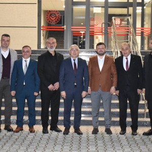 Hasan Öztimur Huzurevi’nde Ramazan’ın Bereketi Aynı Sofrada Paylaşıldı - fotoğraf 10