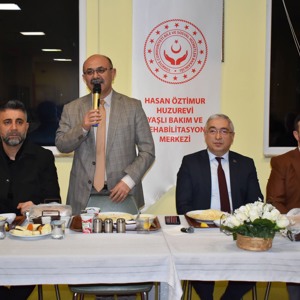 Hasan Öztimur Huzurevi’nde Ramazan’ın Bereketi Aynı Sofrada Paylaşıldı - fotoğraf 5
