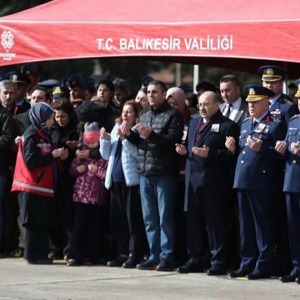 Kahraman Şehidimiz Dualarla Uğurlandı - fotoğraf 6