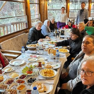 Safranbolu Engelsiz Yaşam Bakım Rehabilitasyon Ve Aile Danışma Merkezimizden Hizmet Alan Değerli Bireylerimizle Güneşli Bir Haftasonunu Birlikte Paylaştık - fotoğraf 3