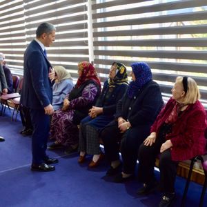 Valimiz Dr. Naci Aktaş ve eşi Nagihan Aktaş Hanımefendi ile Huzurevi Veda Ziyareti - fotoğraf 7