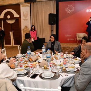 Ramazan-ı Şerif’in İlk İftarında Aziz Şehitlerimizin Kıymetli Yakınları ve Kahraman Gazilerimizle “Büyük Aile Sofrasında” Buluştuk. - fotoğraf 10