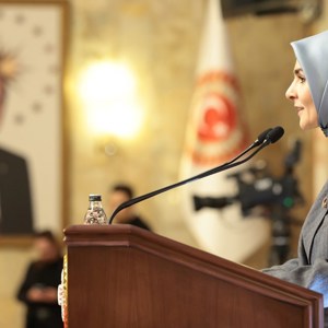 Aile ve Sosyal Hizmetler Bakanımız Göktaş, TBMM'deki şehit aileleri ve gazilerle iftar programında konuştu - fotoğraf 2