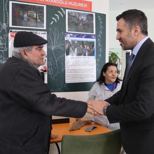 İl Müdürümüz Sn. Ömer TURAN, Çekmeköy Şehit Onur Ensar Ayanoğlu Huzurevi Yaşlı Bakım ve Rehabilitasyon Merkezi’ni Ziyaret Etti - fotoğraf 2