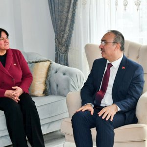 Şehidimiz Akın Acar’ın Ailesine Anlamlı Ziyaret - fotoğraf 1