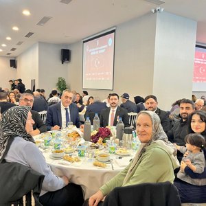 81 İl’de Eş Zamanlı İftar Şehit Emanetleri ve Gazilerimizle Büyük Aile Sofrası - fotoğraf 1