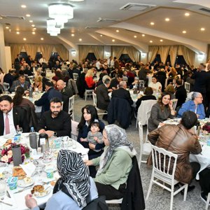 81 İl’de Eş Zamanlı İftar Şehit Emanetleri ve Gazilerimizle Büyük Aile Sofrası - fotoğraf 5