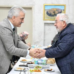 Büyüklerimizle İftar Sofrasında Buluşuldu. - fotoğraf 2