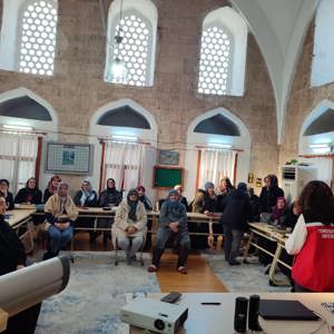 Sokollu Camii Kur’an Kursu Kursiyerlerine AEP Eğitimi - fotoğraf 1