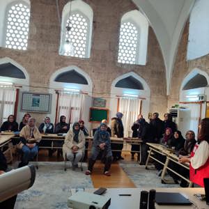 Sokollu Camii Kur’an Kursu Kursiyerlerine AEP Eğitimi - fotoğraf 2