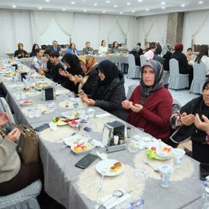 Gönül soframızda bir araya geldik. - fotoğraf 1