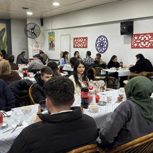 Evlenecek Gençlerin Desteklenmesi Projesi Kapsamında Çiftlerimizle İftar Programı Düzenlendi - fotoğraf 4