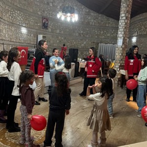 Edremit Kaymakamlığı Himayelerinde Koruyucu Ailelerimizle İftar Programı Düzenlendi - fotoğraf 4