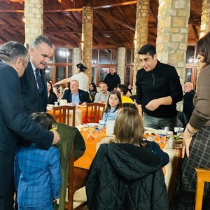 Edremit Kaymakamlığı Himayelerinde Koruyucu Ailelerimizle İftar Programı Düzenlendi - fotoğraf 3