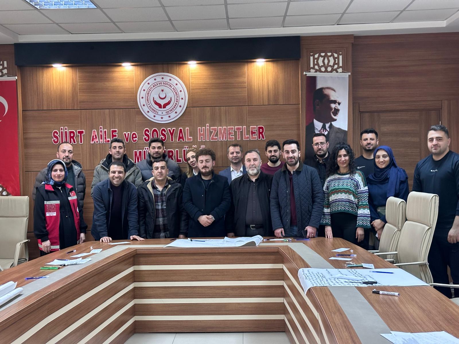 Afet ve acil durumlarda toplumsal direnci artırmak için kararlılıkla çalışıyoruz. 