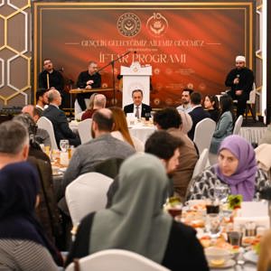 Evlenecek Gençlerin Desteklenmesi Projesi Kapsamında Aile Buluşmaları İftar Programı Gerçekleştirildi - fotoğraf 3