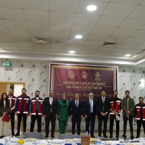 Bitlis’te “Aile Buluşmaları” İftar Programı Gerçekleştirildi - fotoğraf 9
