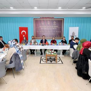 Bitlis’te “Aile Buluşmaları” İftar Programı Gerçekleştirildi - fotoğraf 4
