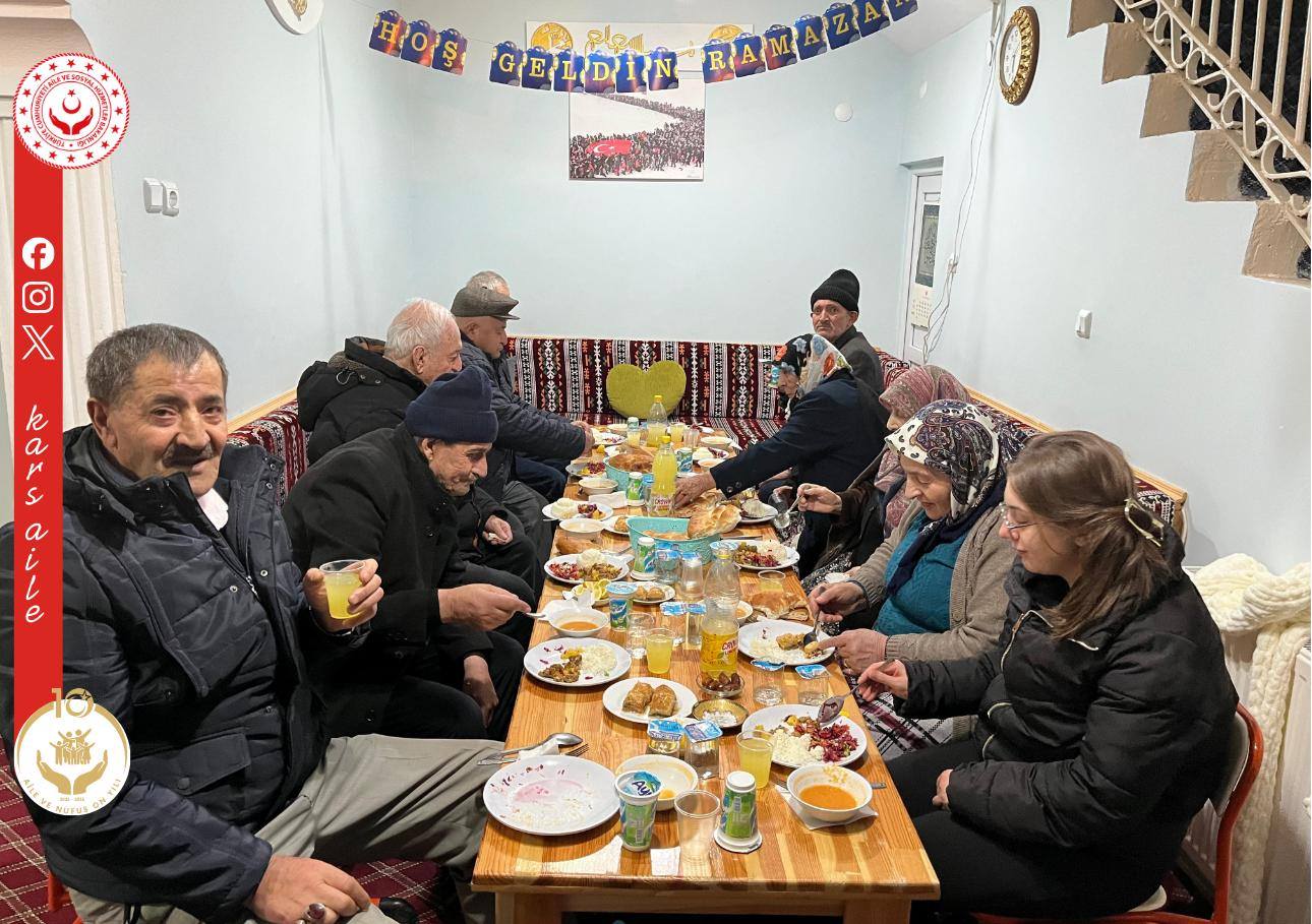 📍 Kars Fethiye Camii’nde Anlamlı İftar Buluşması