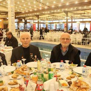 81 İlde Eş Zamanlı Olarak Düzenlenen Büyük Aile Sofrasında İlimizde Şehit Ailelerimiz Ve Gazilerimizle Aynı Sofrada Buluştuk - fotoğraf 18