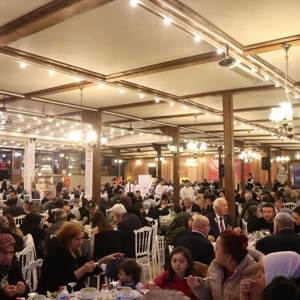 81 İlde Eş Zamanlı Olarak Düzenlenen Büyük Aile Sofrasında İlimizde Şehit Ailelerimiz Ve Gazilerimizle Aynı Sofrada Buluştuk - fotoğraf 1