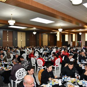 Siverek SHM'miz,Sayın Valimizin Liderliğinde Aziz Şehitlerimizin Kutsal Emanetleri Olan Değerli Aileleri ve Kahraman Gazilerimizle İftar Sofrasında Buluştu. - fotoğraf 2