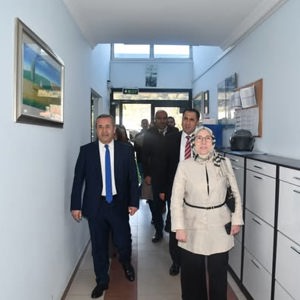 Cocuk Hizmetleri Genel Müdürlüğü Rehberlik ve Toplumsal Destek Hizmetleri Daire Baskani Sayin Ayse Turkay Aydemir ve Personel Genel Mudurlugu Daire Baskani Sayin Mustafa Simsek, Soke Hilmi Firat Huzurevi Mudurlugu’nde kalan asirlik cinarlarimizi ziyaret - fotoğraf 8