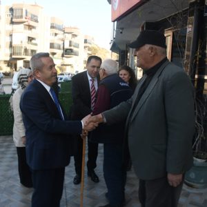 Cocuk Hizmetleri Genel Müdürlüğü Rehberlik ve Toplumsal Destek Hizmetleri Daire Baskani Sayin Ayse Turkay Aydemir ve Personel Genel Mudurlugu Daire Baskani Sayin Mustafa Simsek, Soke Hilmi Firat Huzurevi Mudurlugu’nde kalan asirlik cinarlarimizi ziyaret - fotoğraf 3