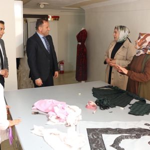 Ceylanpınar İlçemizde Hizmet Sunan Aile Destek Merkezimizi Ziyaret Ettik. - fotoğraf 6