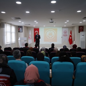 Aile ve Toplum Hizmetleri Genel Müdürlüğü Sosyal Uyum Daire Başkanı Nevzat Özer, İl Müdürümüz Serdar Demirci’yi Ziyaret Etti. - fotoğraf 2