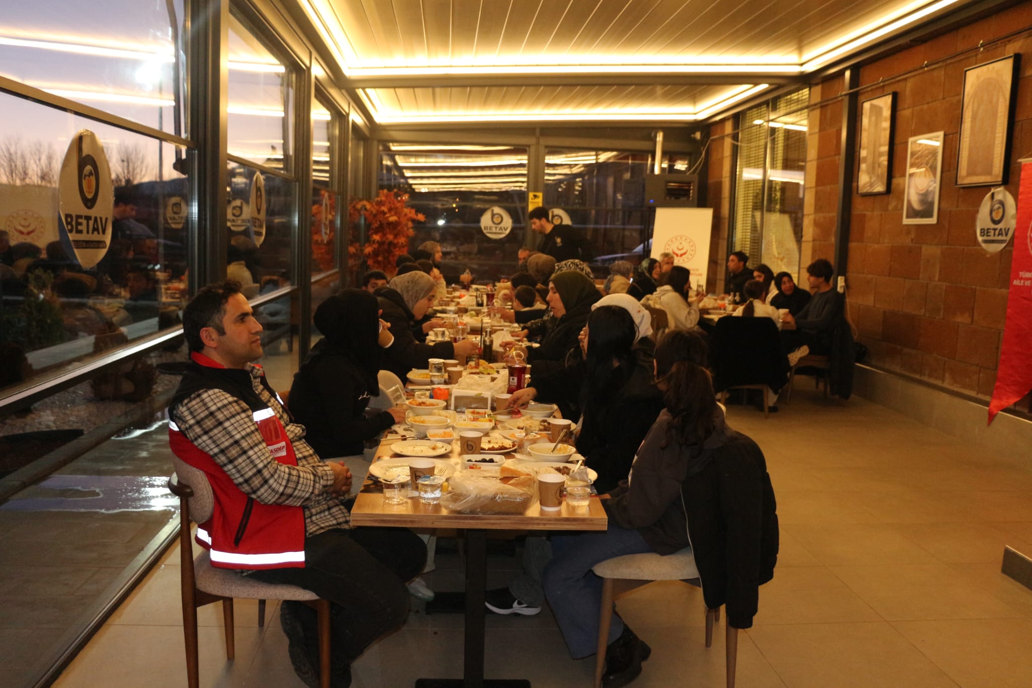  Bitlis’in Kalbinde Ramazan “İftar Bizden, Dua Sizden” Projesi