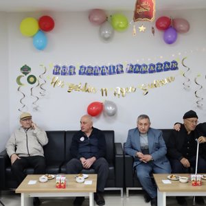 Sivas İhramcızade İsmail Hakkı Toprak Huzurevi iftar Programı  - fotoğraf 2