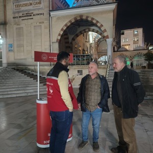 İl Müdürlüğümüze Bağlı Sosyal Hizmet Merkezlerimizce Teravih Namazı Sonrası Kurulan Mobil Noktalarda Koruyucu ve Önleyici Sosyal Hizmet Çalışması Gerçekleştirildi - fotoğraf 5