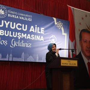 Devletimizin Şefkat Eli: Bursa’da Koruyucu Aile İftar Buluşması - fotoğraf 3