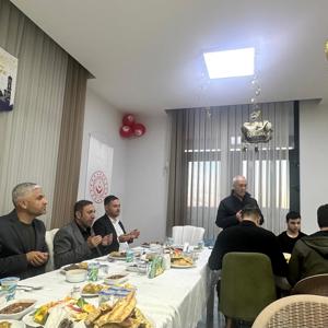 Büyük Aile Sofrasında Birlik ve Dayanışma - fotoğraf 3