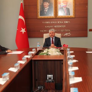 3 Aralık Dünya Engelliler Günü Nedeni ile Valimiz Sayın Rahmi Doğan'a Ziyaret. - fotoğraf 3