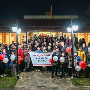 Dünya Yetimler Günü’nde Gönüller Aynı Sofrada Buluştu - fotoğraf 1