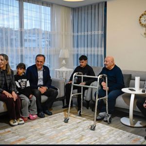 Vali Dr. Ahmet Hamdi Usta, İl Müdürümüz Arif Laçin Vatandaşların İftar Sofrasına Konuk Oldu - fotoğraf 4