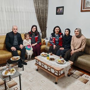Sosyal Hizmetlerimizden Yararlanan Ailelerimize Ramazan Ziyaretleri - fotoğraf 2
