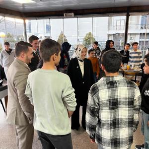 Bakan Yardımcımız Sayın Leman Yenigün Kıymetli Evlatlarımızla İftar Programında Bir Arada  - fotoğraf 3