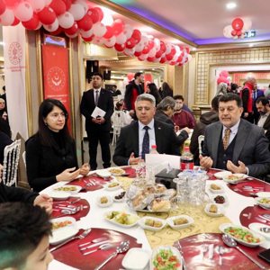 Genel Müdür Yardımcımız Seyfi Bozçelik Yetim Çocuklarımızla İftar Sofrasında Buluştu - fotoğraf 1