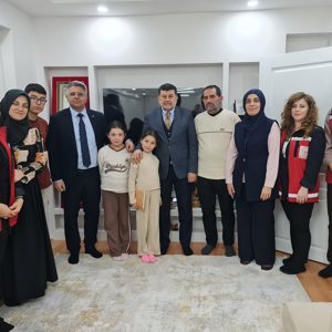 Genel Müdür Yardımcımız Seyfi Bozçelik Şehidimiz Ümit Üzüm’ün Ailesini Ziyaret Etti - fotoğraf 1