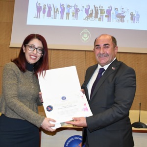 8 Mart Dünya Kadınlar Günü nedeniyle, Akdeniz Üniversitesi Hukuk Fakültesi’nde “Dünya Kadınlar Günü Paneli” gerçekleştirildi - fotoğraf 13