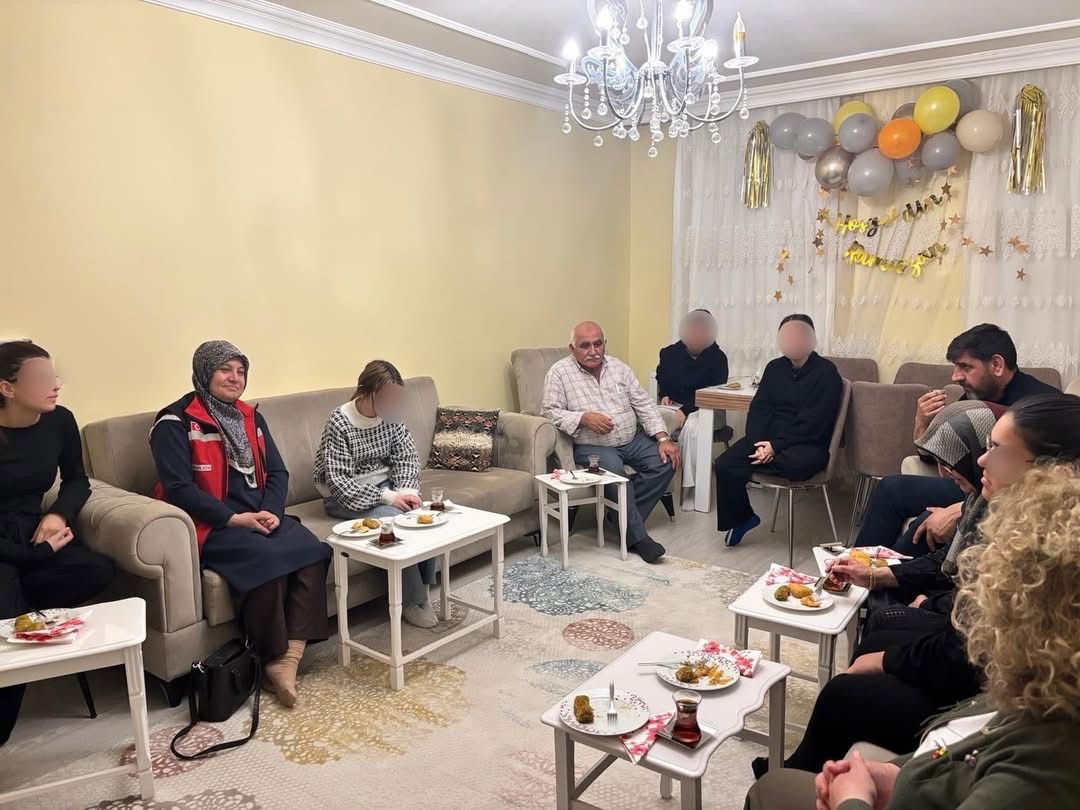 Şehit Yakınları ve Gazilerimizle Çocuklarımızın İftar Buluşması - fotoğraf 1