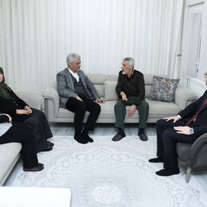 Valimiz Sayın Mehmet Makas, Şehidimiz Mustafa Kuru’nun Ailesine İftar Sofrasında Misafir Oldu. - fotoğraf 2